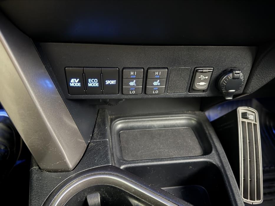 TOYOTA RAV4 2017