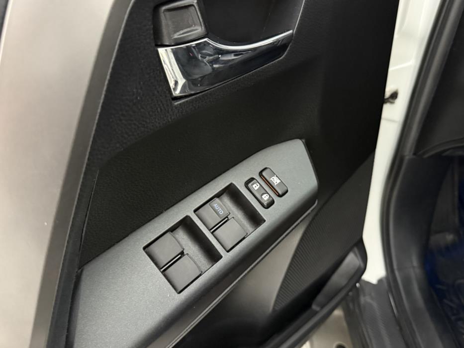 TOYOTA RAV4 2017