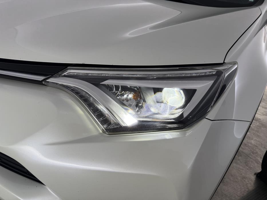 TOYOTA RAV4 2017