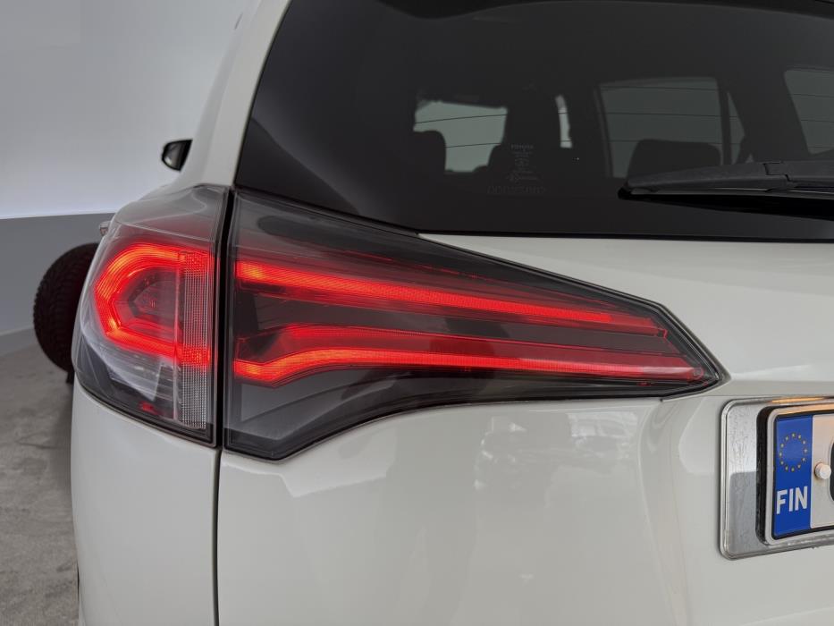 TOYOTA RAV4 2017
