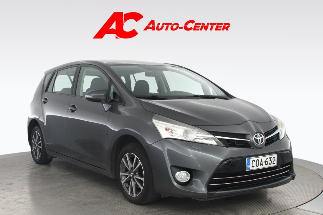 TOYOTA Verso 2013