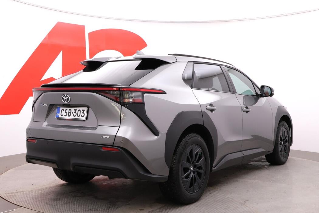 TOYOTA bZ4X 2024