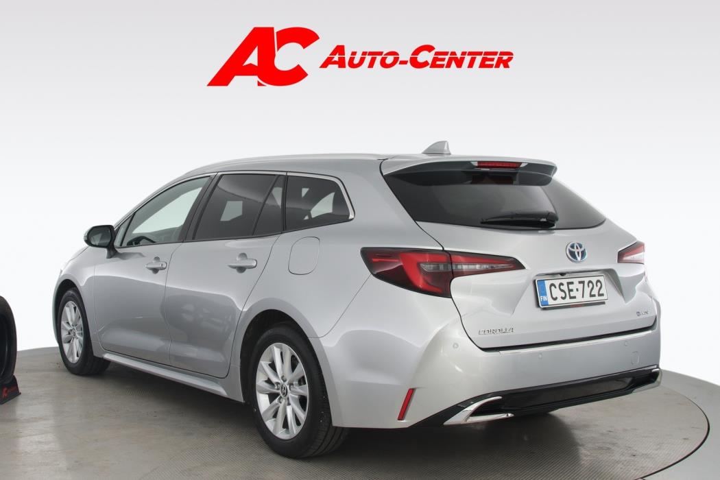 TOYOTA Corolla 2024