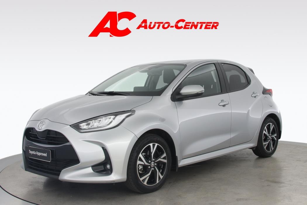 TOYOTA Yaris 2025