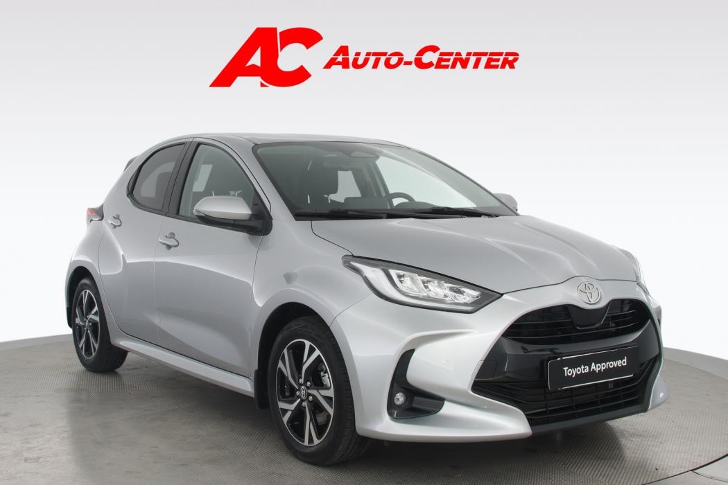 TOYOTA Yaris 2025