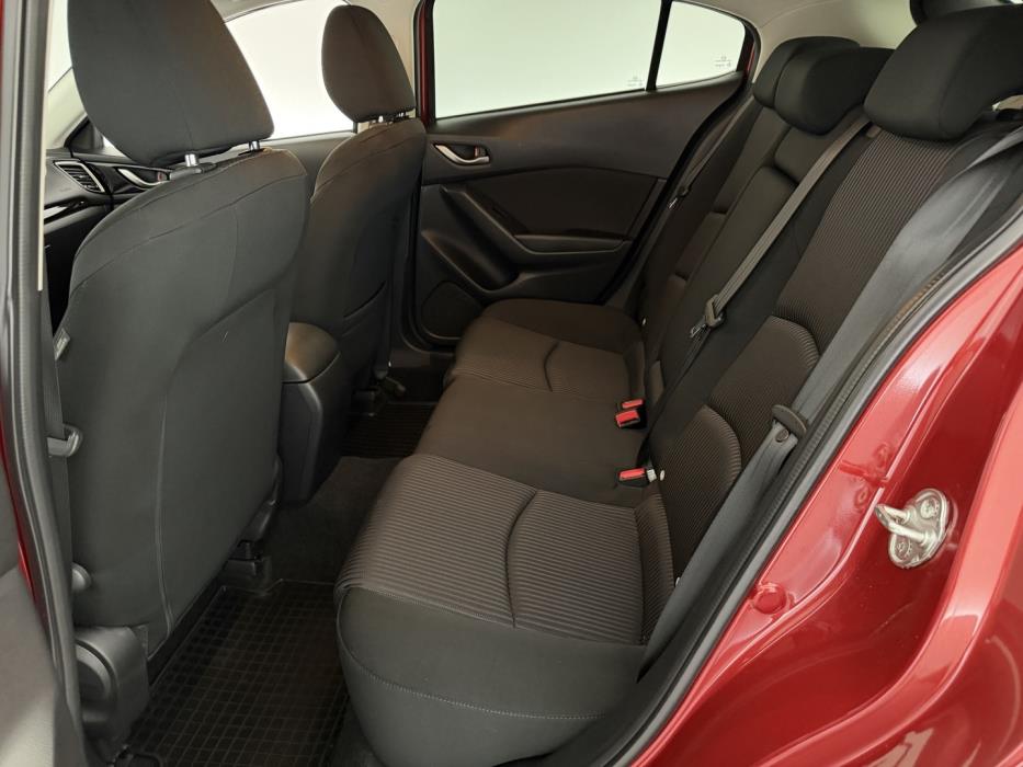 MAZDA Mazda3 2015