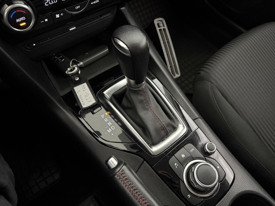 MAZDA Mazda3 2015