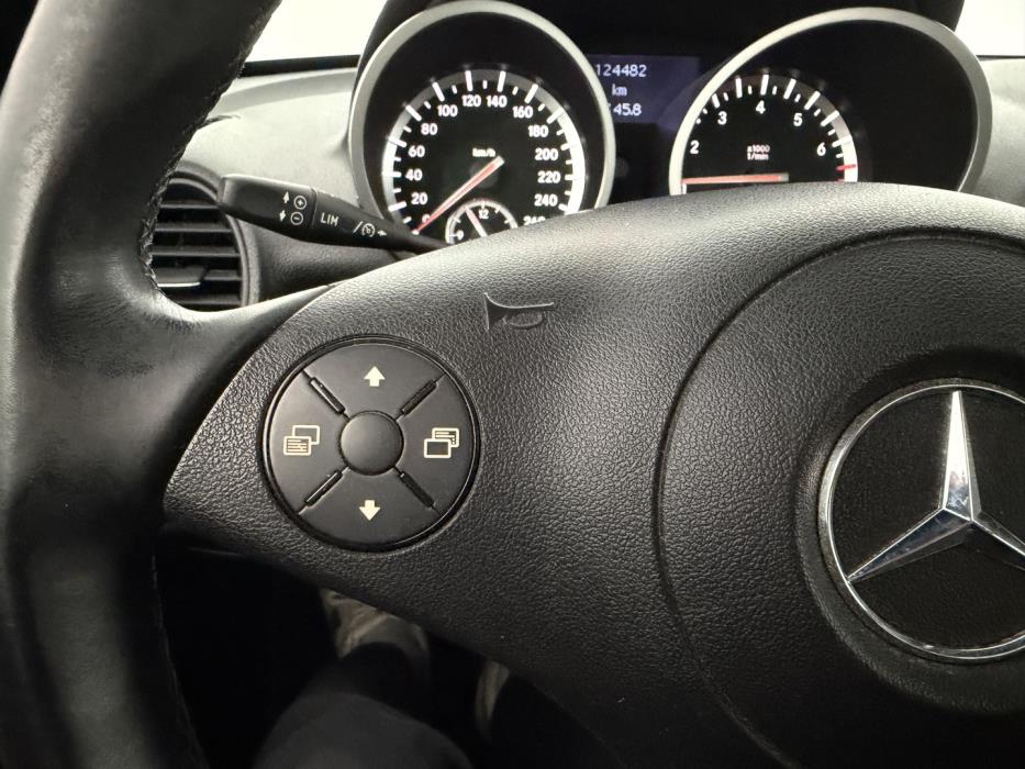 MERCEDES-BENZ SLK 2010