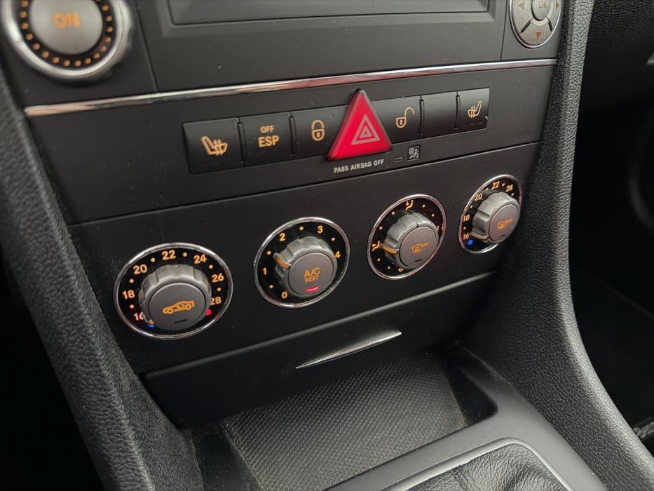 MERCEDES-BENZ SLK 2010