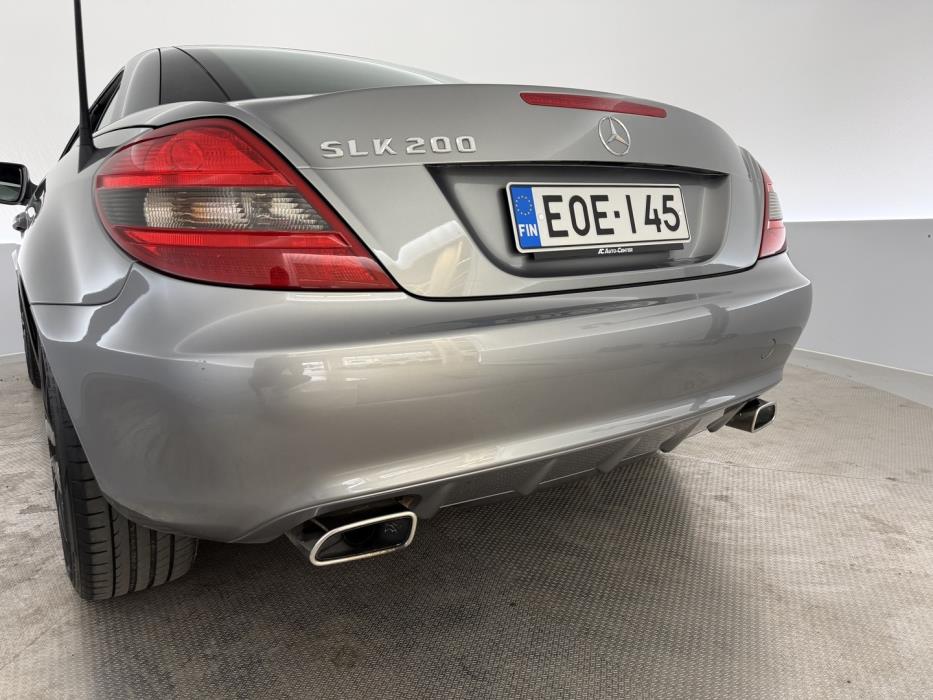 MERCEDES-BENZ SLK 2010
