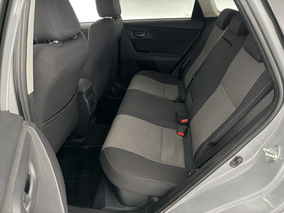 TOYOTA Auris 2018