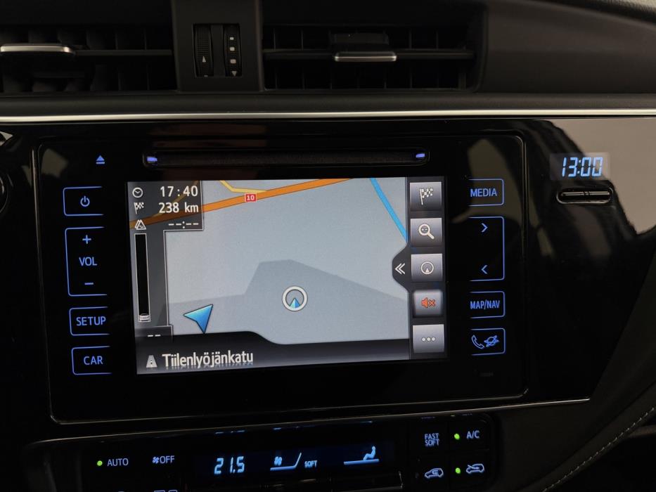 TOYOTA Auris 2018