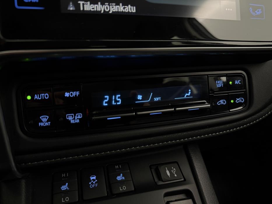 TOYOTA Auris 2018