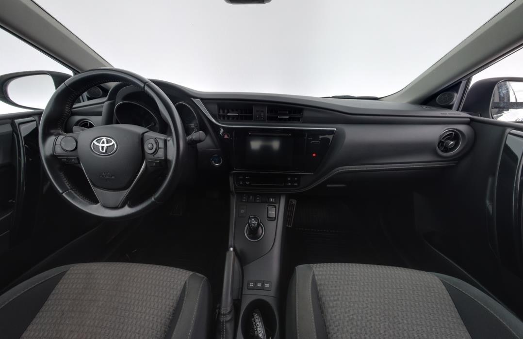 TOYOTA Auris 2018