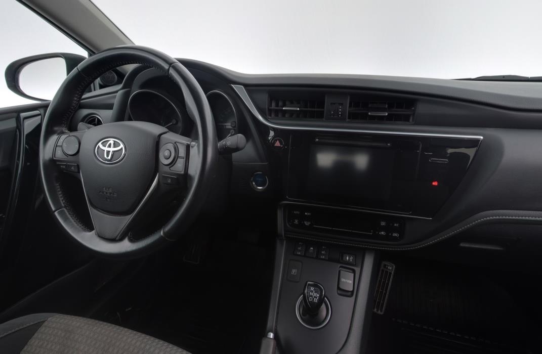TOYOTA Auris 2018