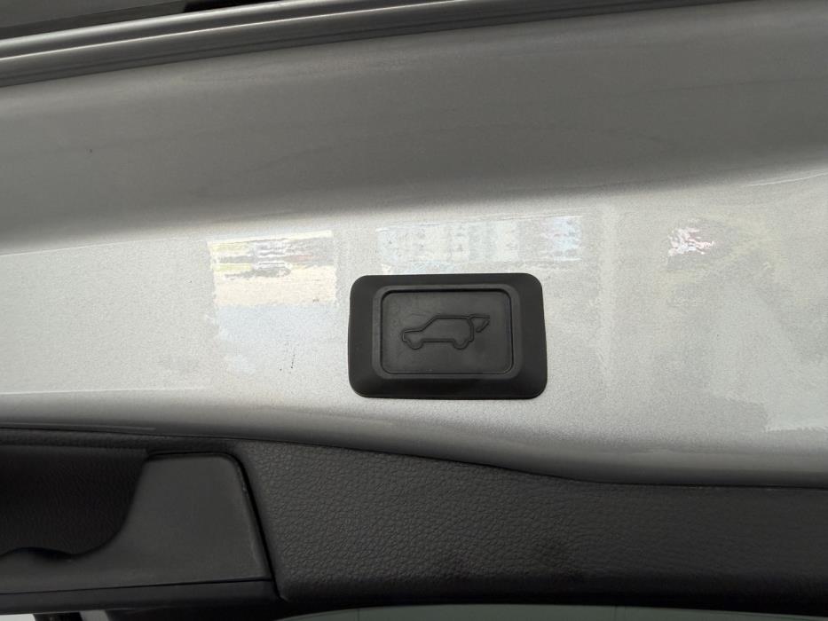 TOYOTA RAV4 2021