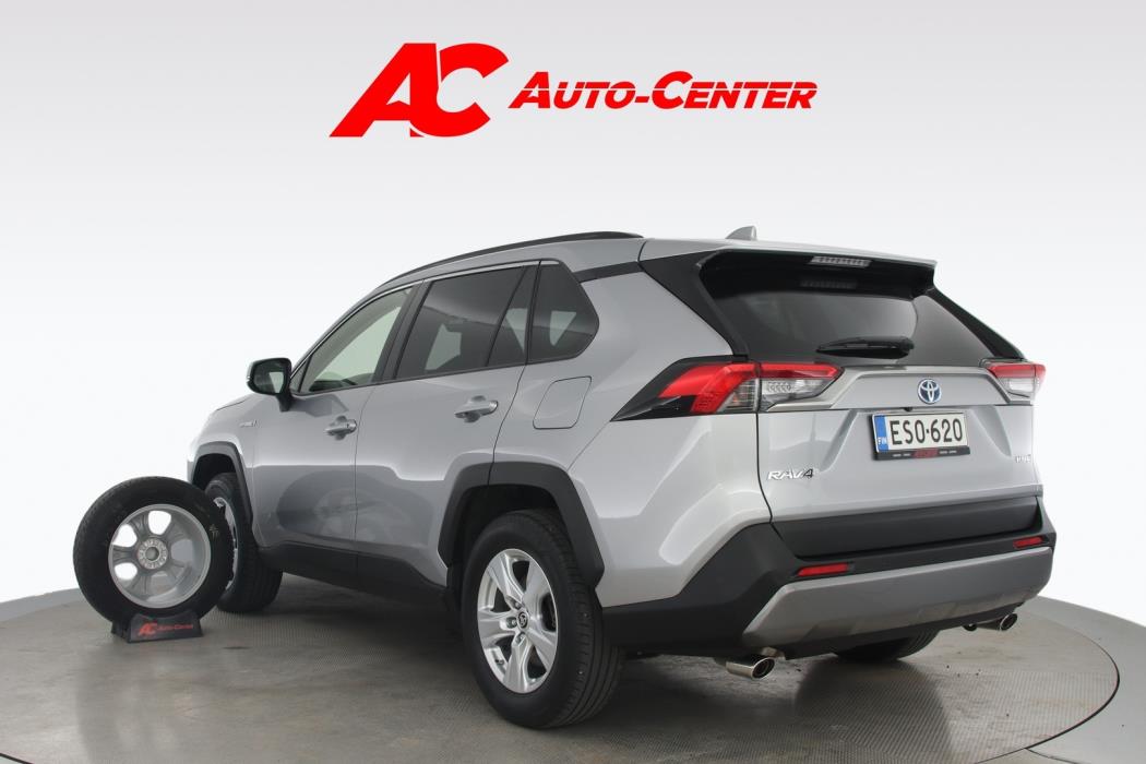 TOYOTA RAV4 2021