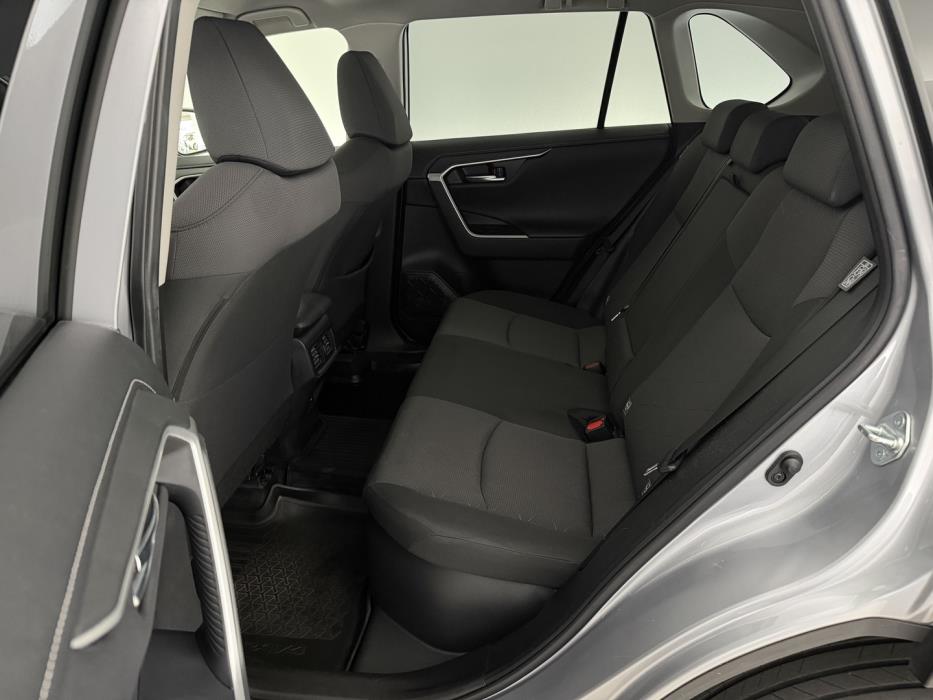 TOYOTA RAV4 2021