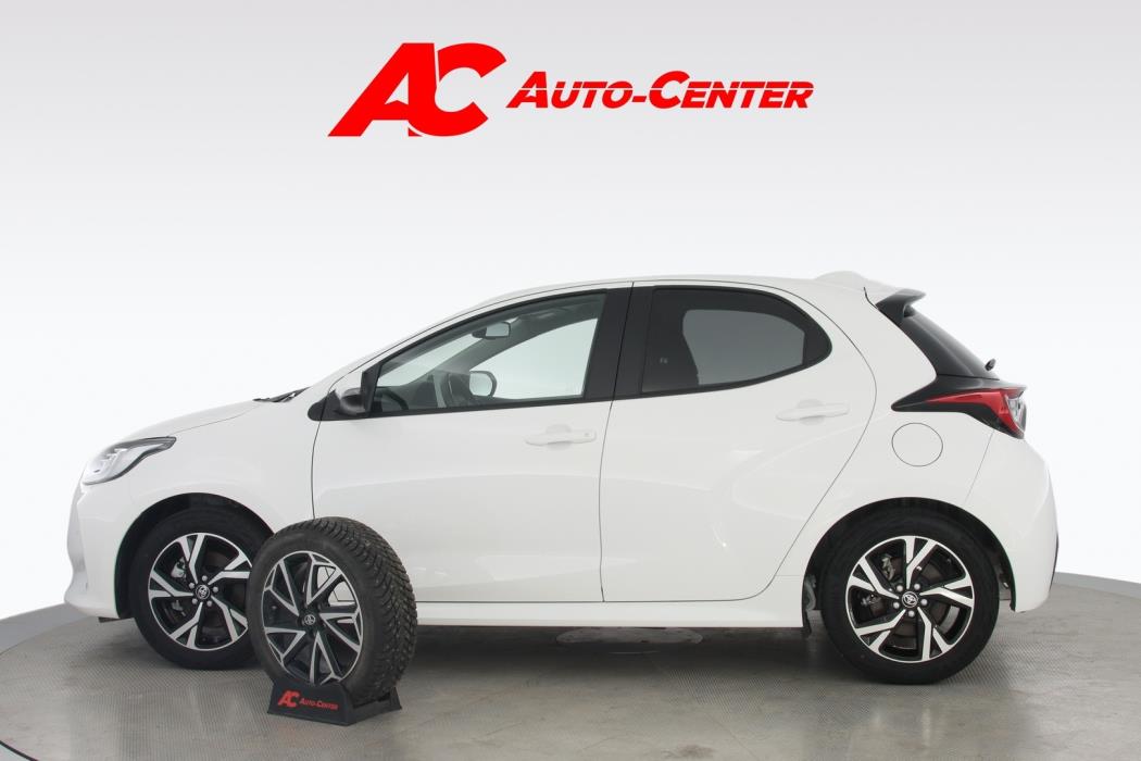 TOYOTA Yaris 2024