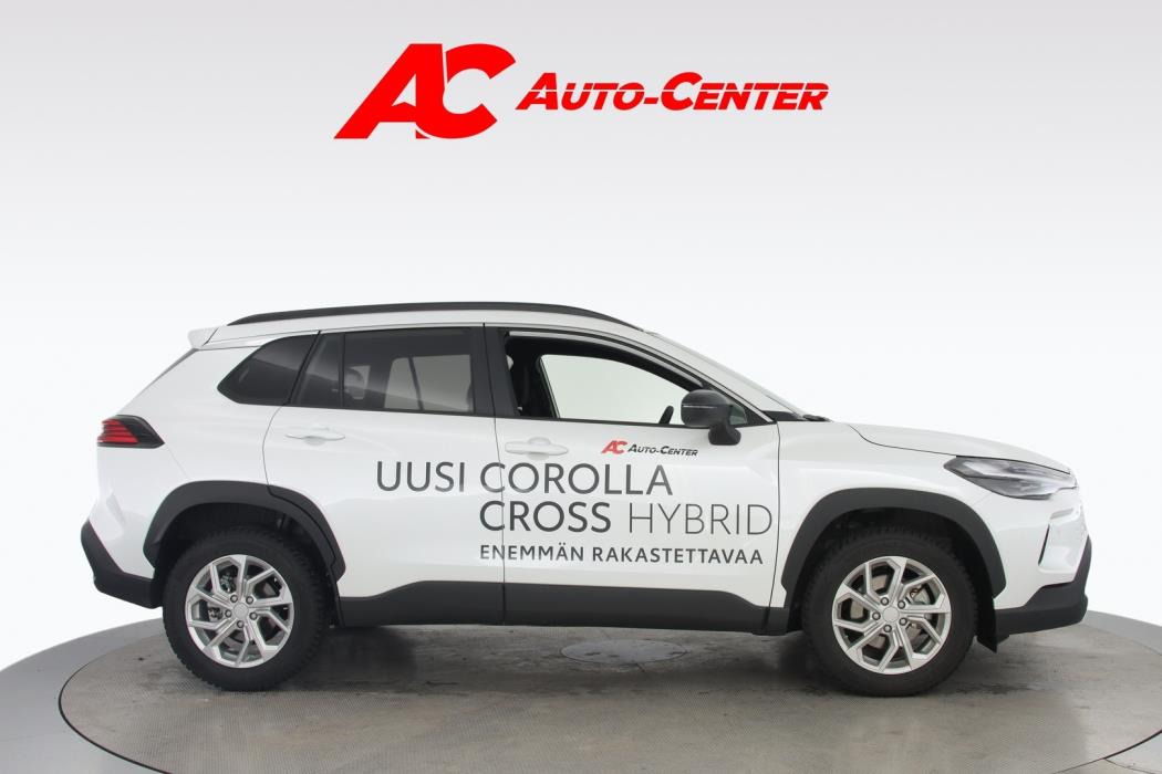 TOYOTA Corolla Cross 2025