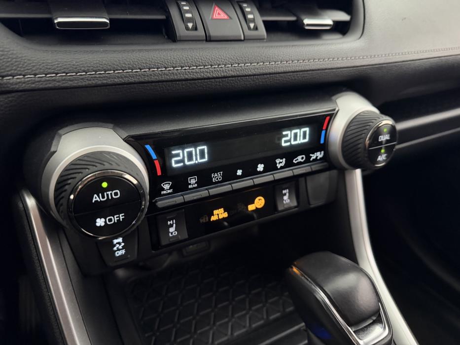 TOYOTA RAV4 2023