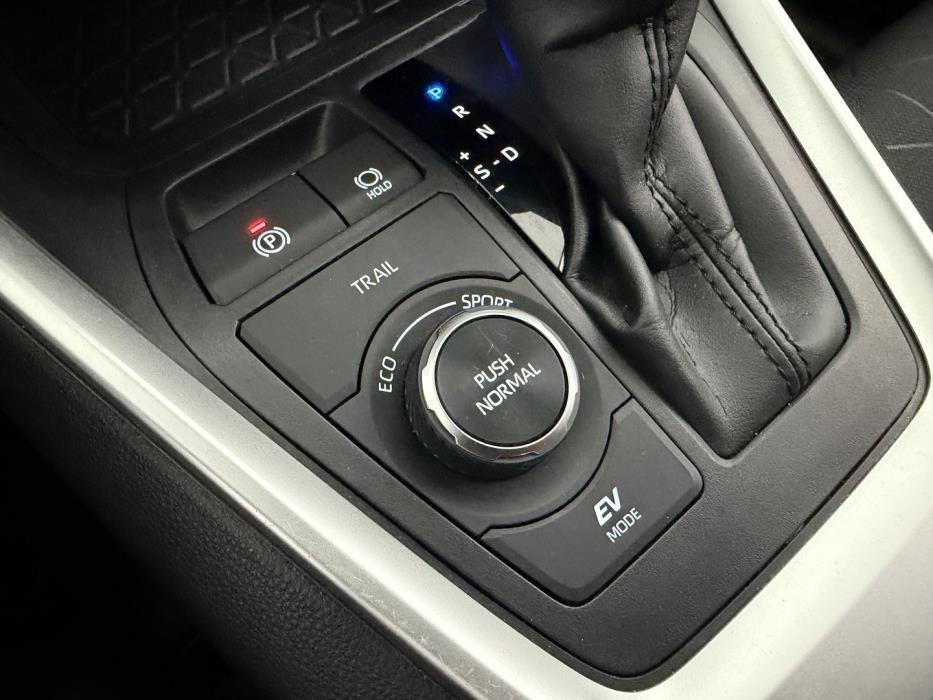 TOYOTA RAV4 2023