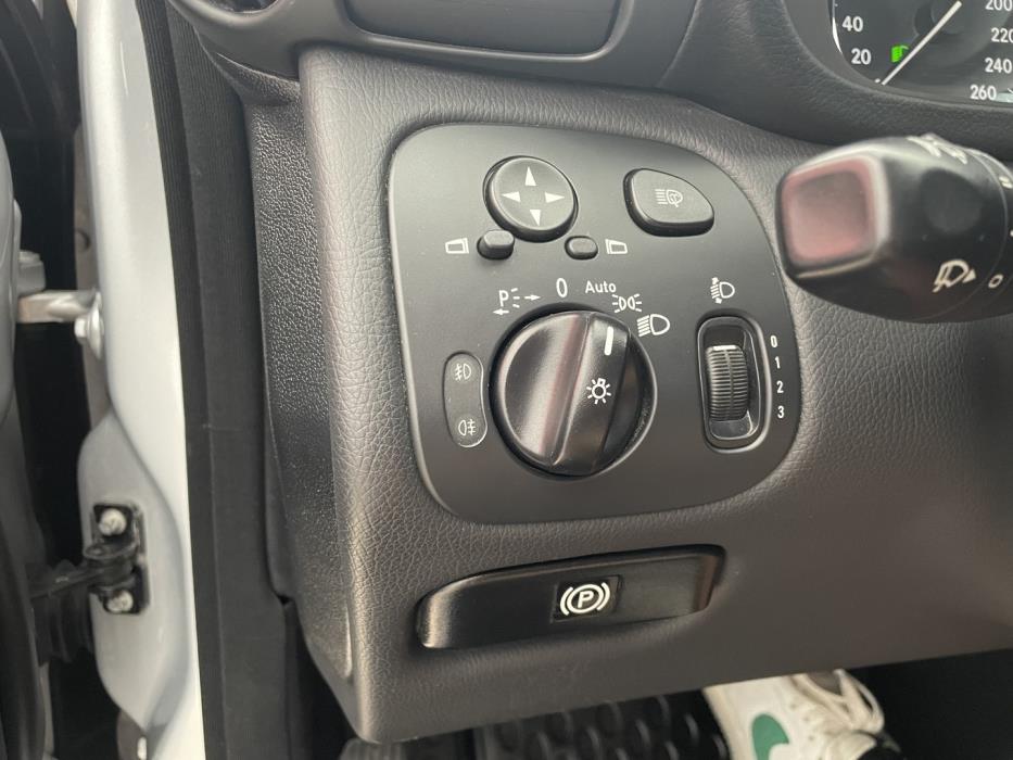 MERCEDES-BENZ C 2007