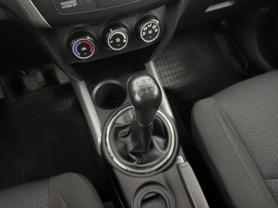 MITSUBISHI ASX 2012