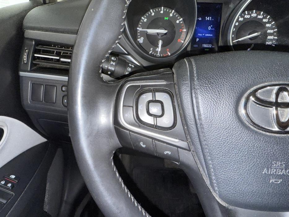 TOYOTA Avensis 2016