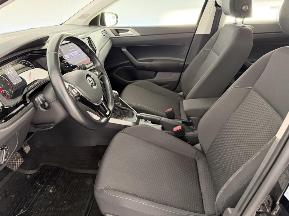 VOLKSWAGEN Polo 2020