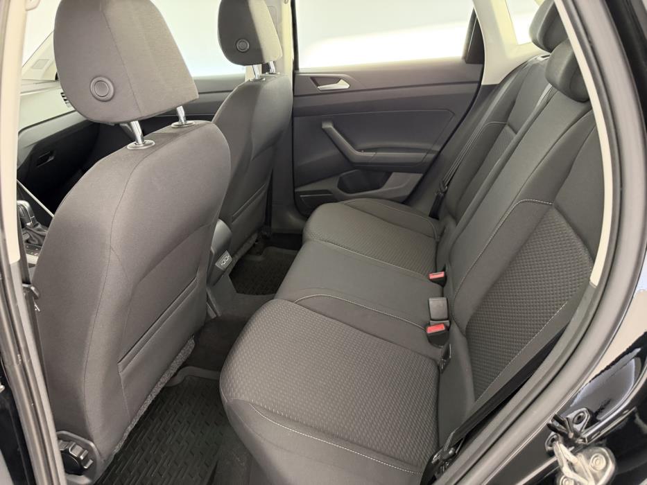 VOLKSWAGEN Polo 2020