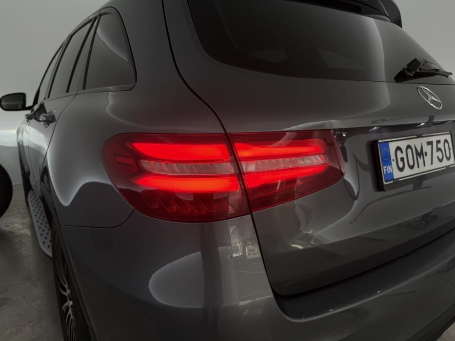 MERCEDES-BENZ GLC 2016