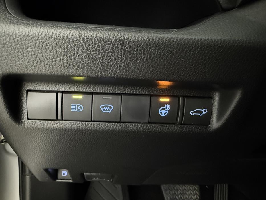 TOYOTA RAV4 2021
