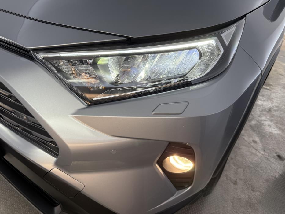 TOYOTA RAV4 2021