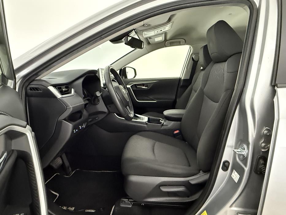 TOYOTA RAV4 2021