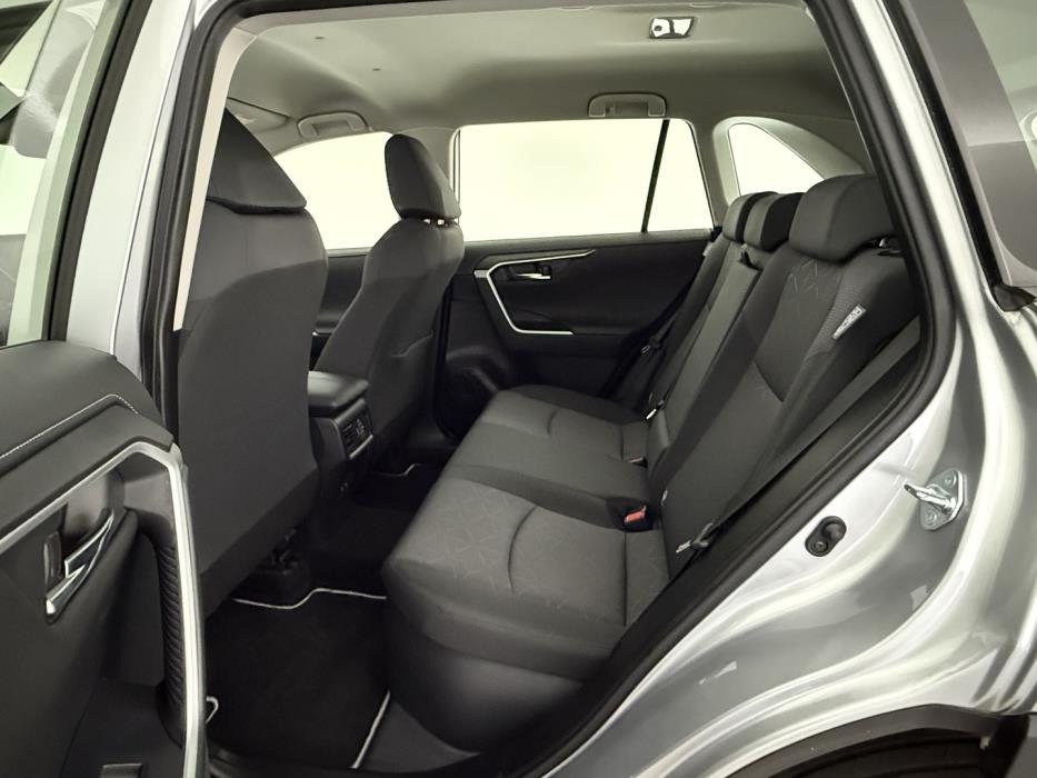 TOYOTA RAV4 2021