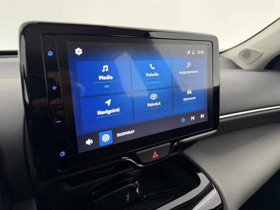 TOYOTA Yaris Cross 2021