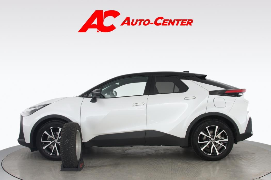 TOYOTA C-HR 2025