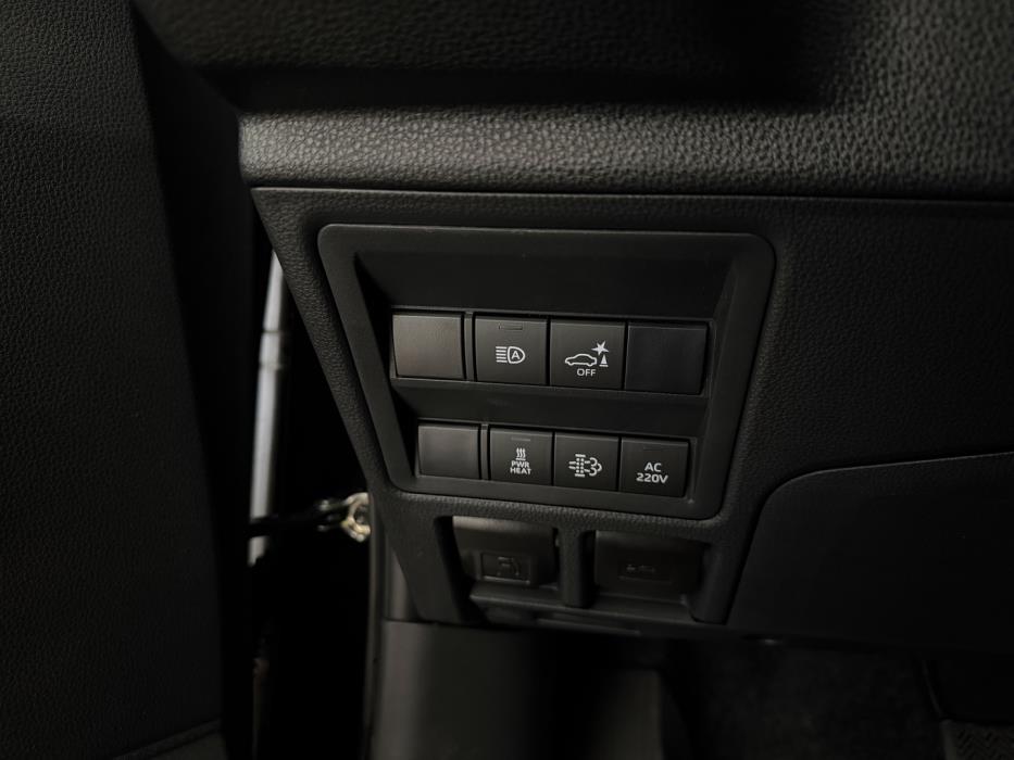 TOYOTA Hilux 2026