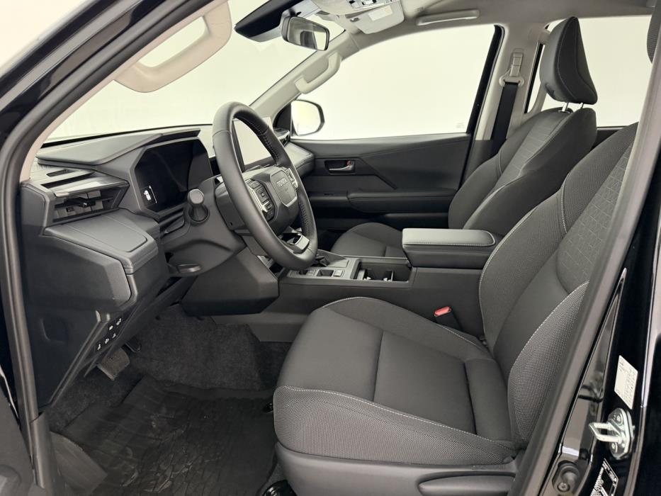 TOYOTA Hilux 2026