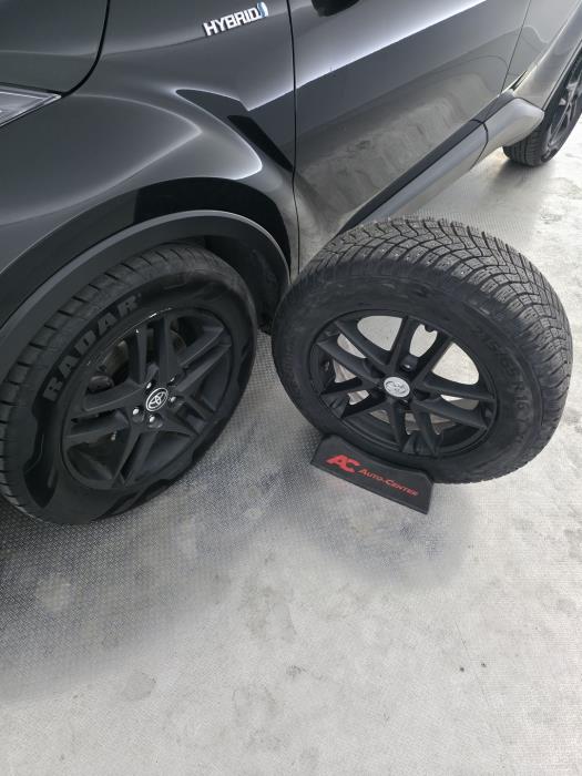 TOYOTA C-HR 2019