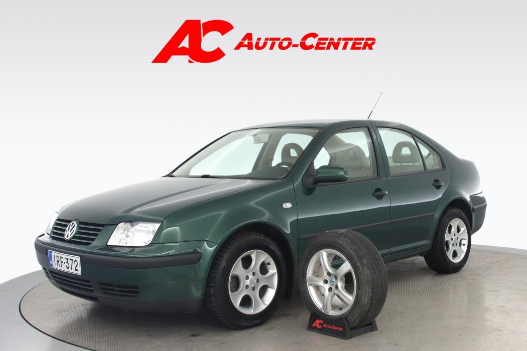 VOLKSWAGEN Bora 2002