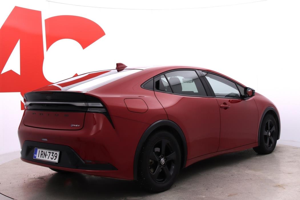 TOYOTA Prius Plug-in 2023