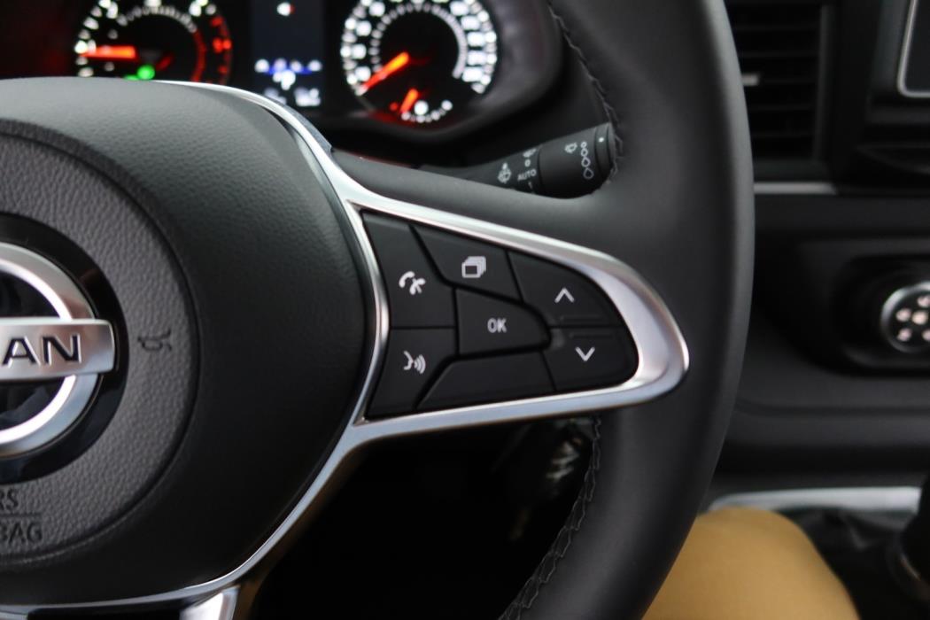 NISSAN Primastar 2023