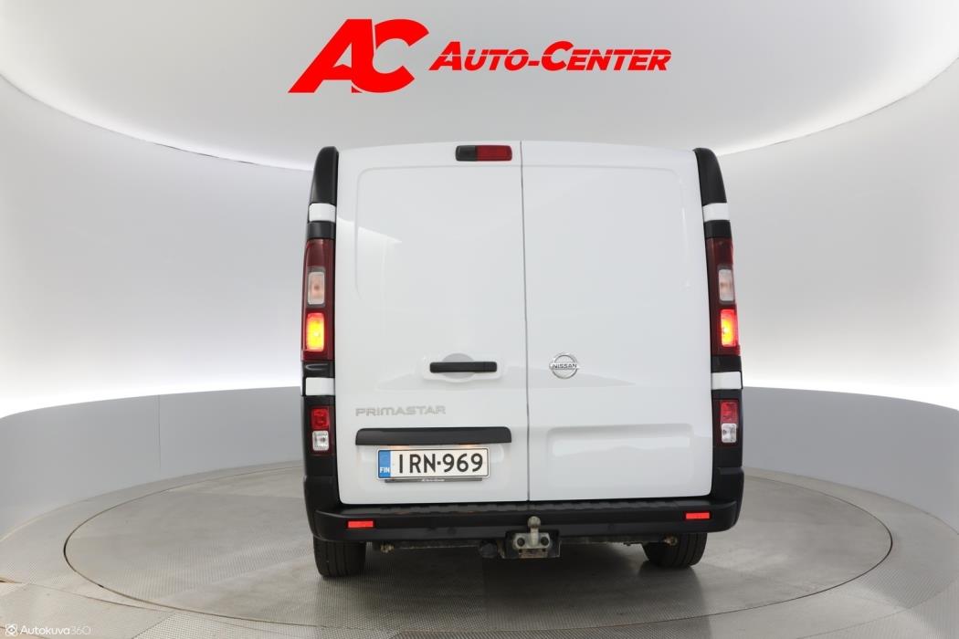 NISSAN Primastar 2023