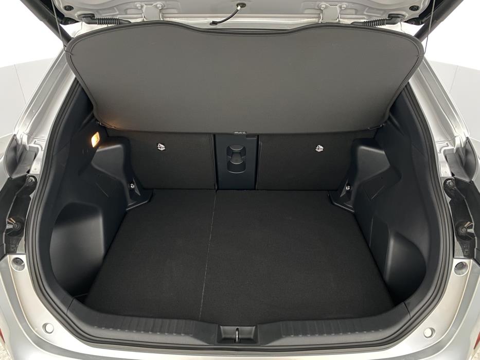 TOYOTA Yaris Cross 2025