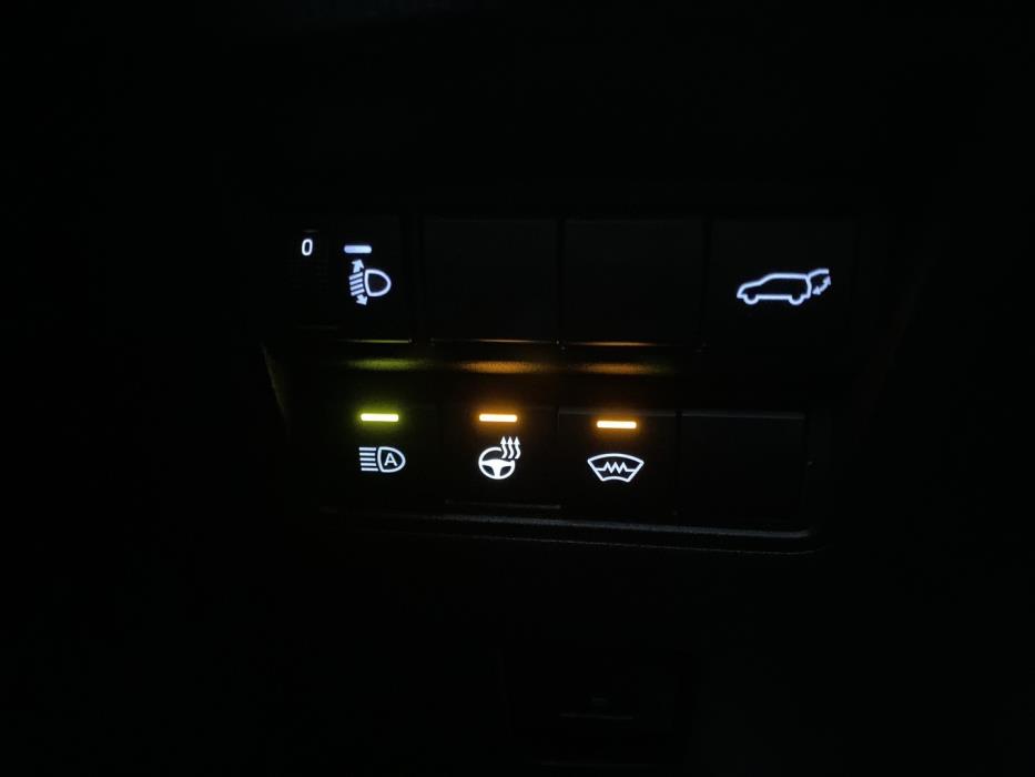 TOYOTA Yaris Cross 2025