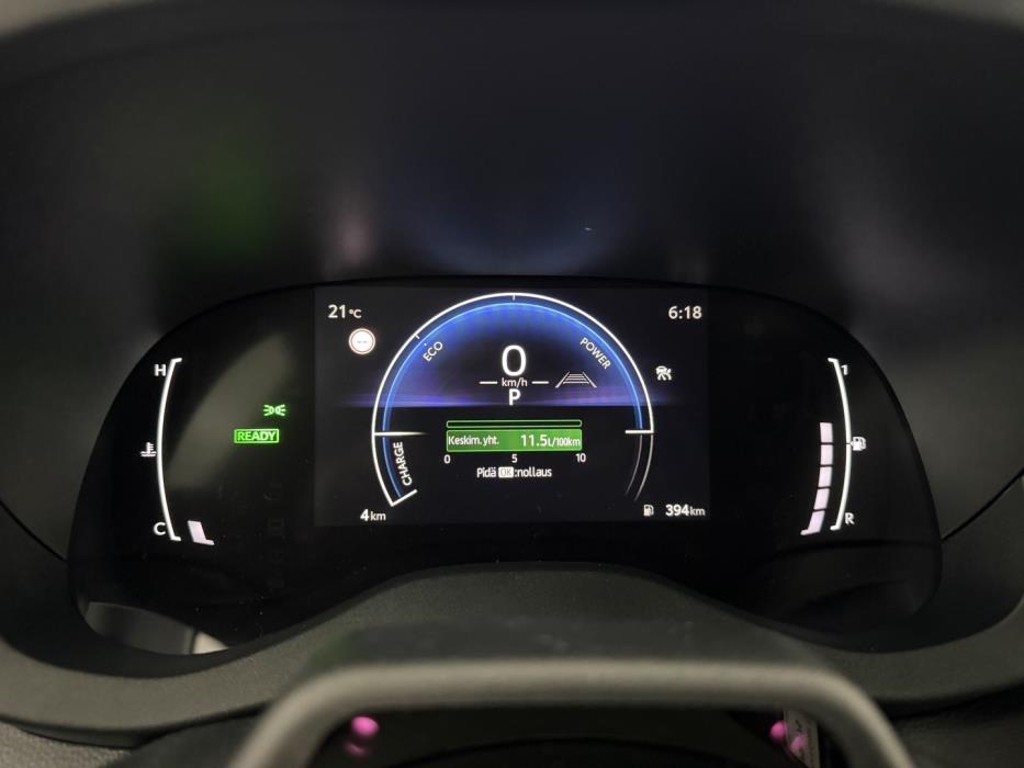 TOYOTA Yaris Cross 2026