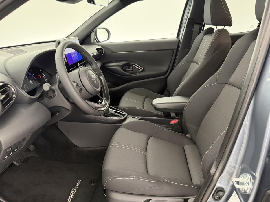 TOYOTA Yaris Cross 2026