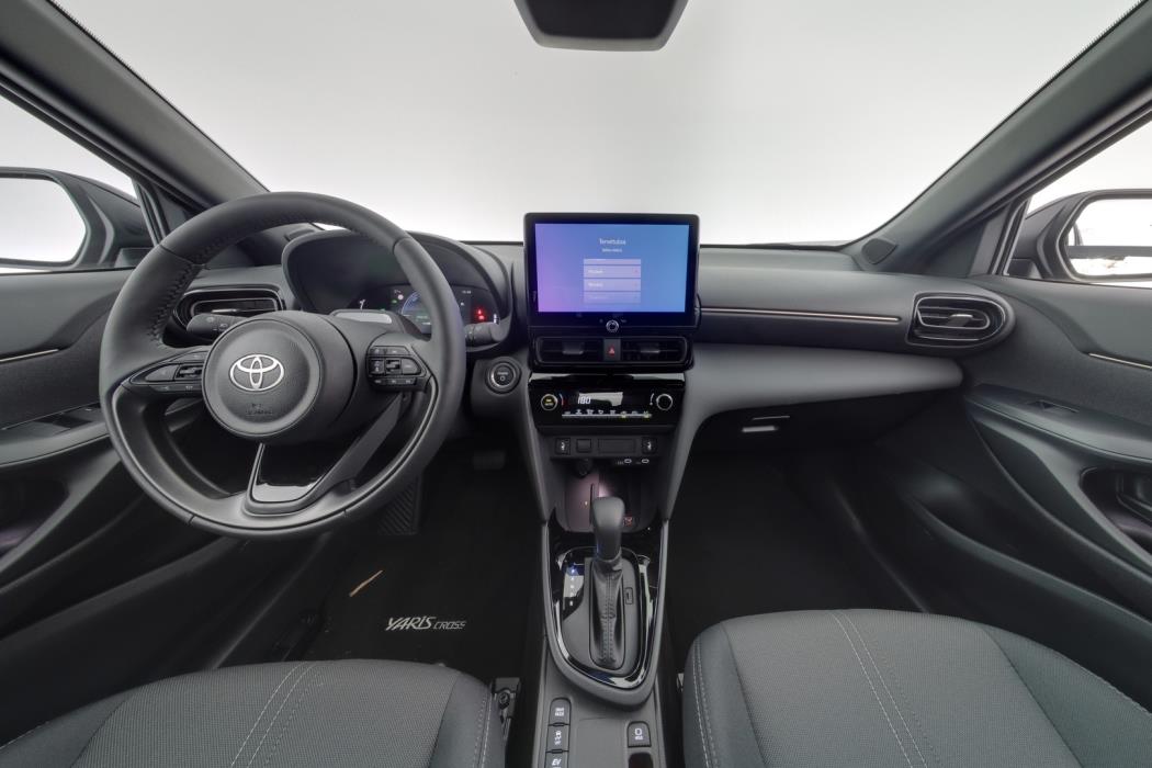 TOYOTA Yaris Cross 2026